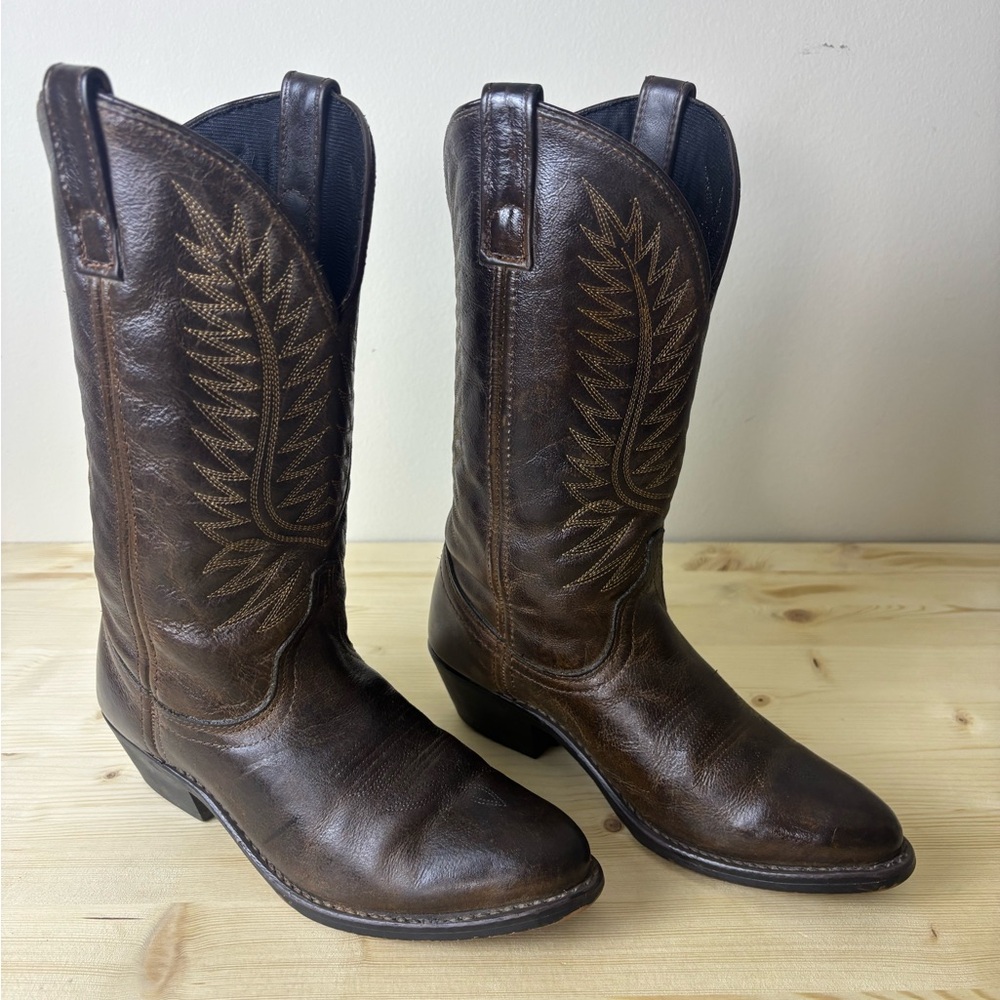 Laredo Women’s 6 M Dark Brown Leather Cowboy Boots Western Wear with Stitching